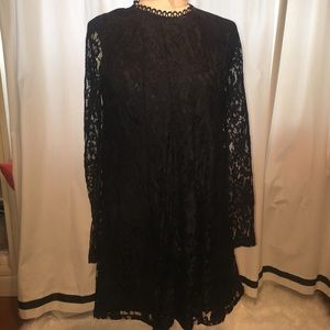 Black lace long-sleeve dress